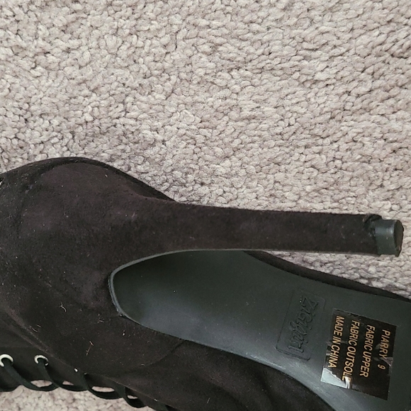 Zigi Girl Thigh High Boot - Picture 8 of 8